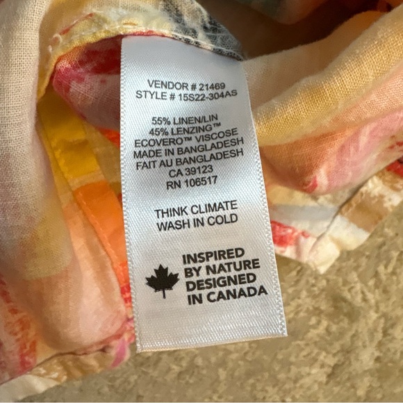 Northern Reflection Women’s Linen Blend Abstract Button-Up Shirt Size Medium - Picture 11 of 14